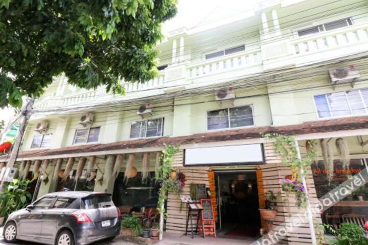 Nida Rooms Peony Chaiyaphoom