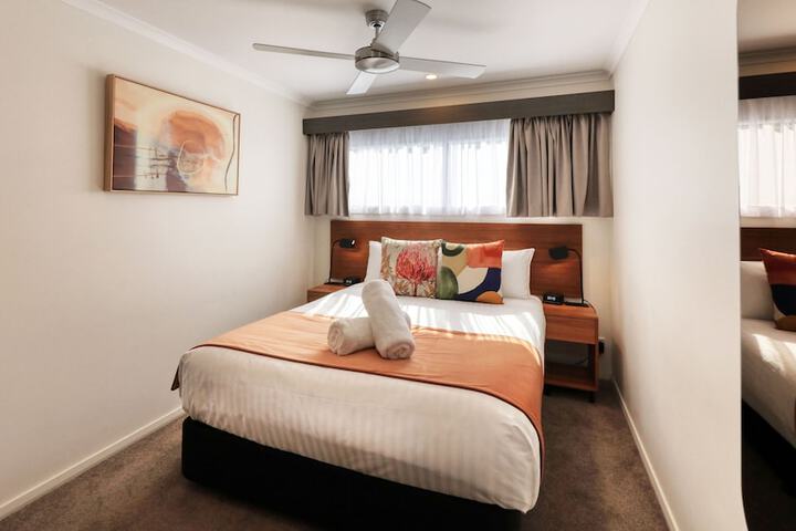 Room 25 of 150