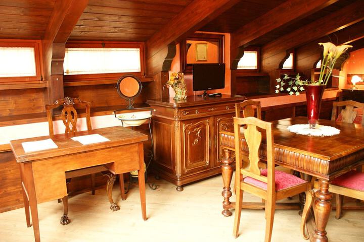 Room 29 of 51