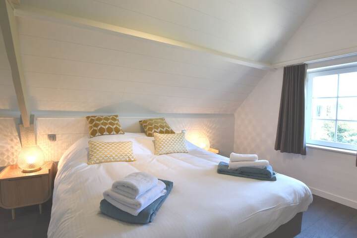 Room 14 of 82