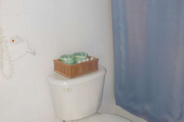 Room 13 of 25