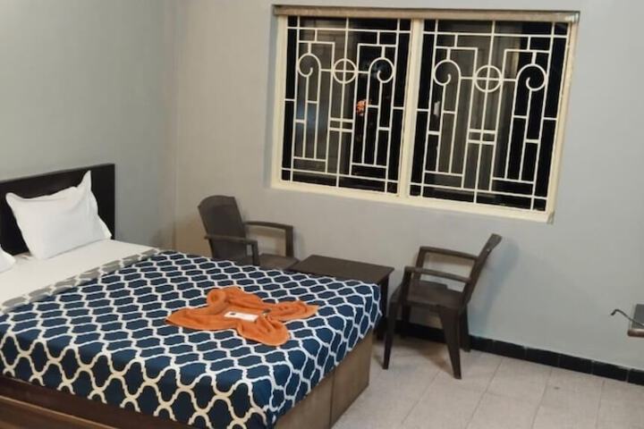 Room 3 of 23