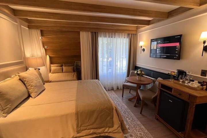 Room 34 of 138