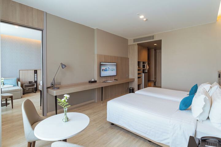 Room 18 of 49