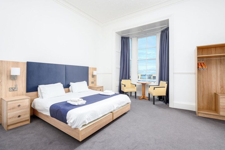 Room 55 of 86