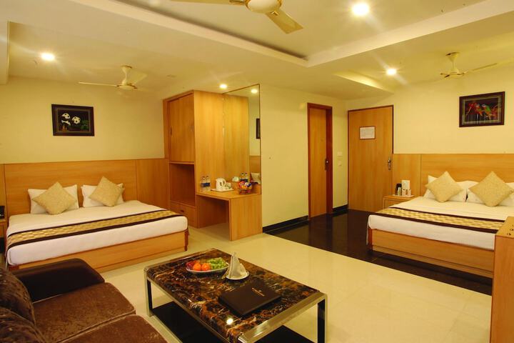 Room 11 of 31