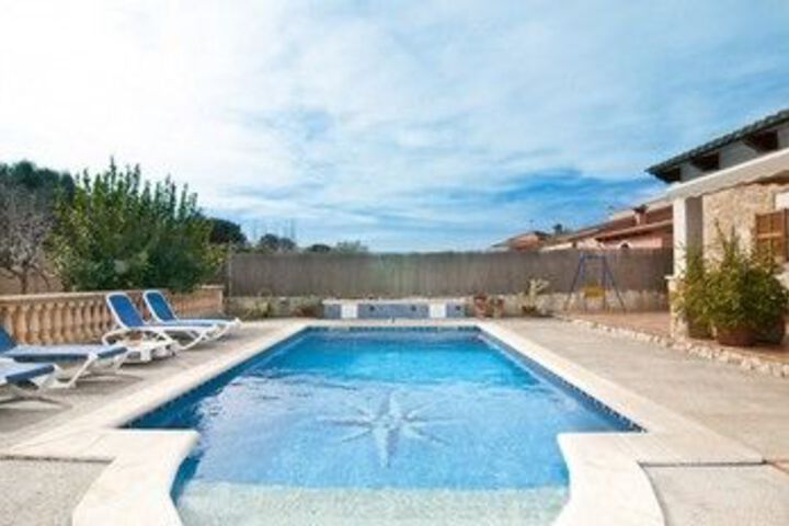 Pool 24 of 30