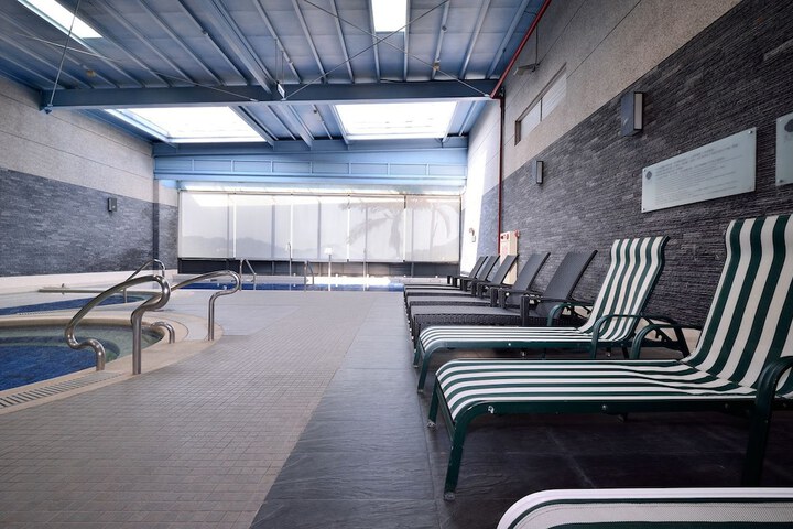 Spa 25 of 40