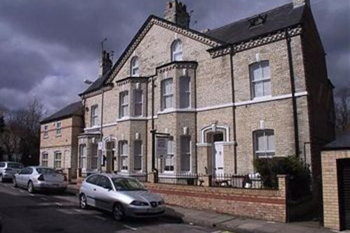 Linden Lodge