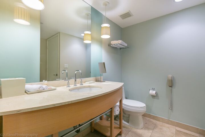 Bathroom amenities