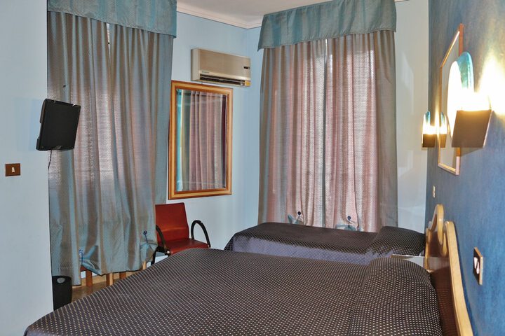 Room 9 of 56