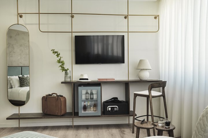 Room 17 of 58