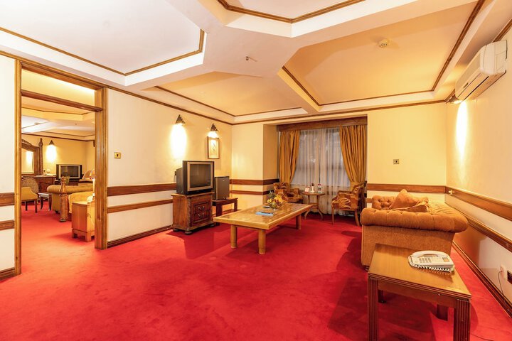 Room 77 of 174