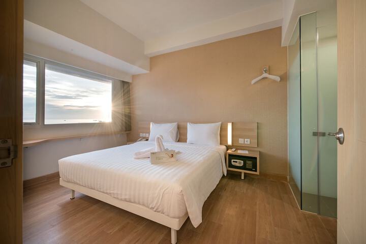 Room 12 of 29