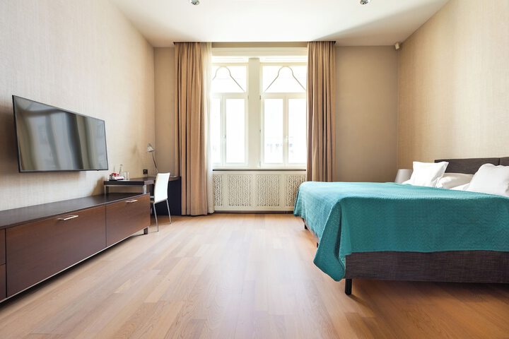 Room 13 of 70