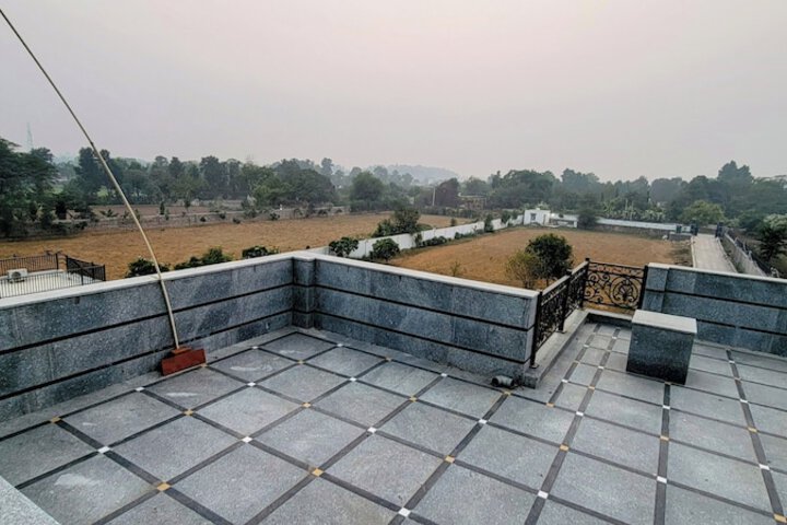 Hotel View 94 of 97