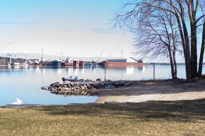 Beach Harbor Resort in Sturgeon Bay, WI