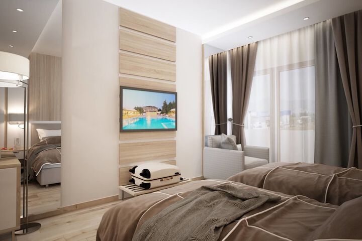 Room 4 of 66