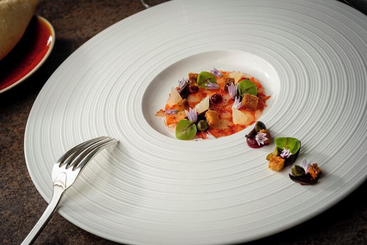 Dining 36 of 64