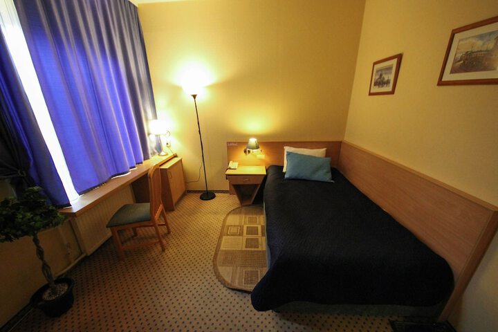 Room 59 of 72