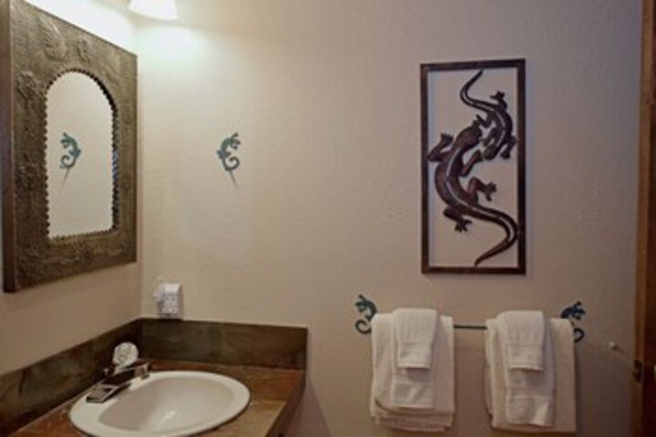 Room 17 of 26