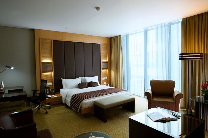 Room 7 of 65