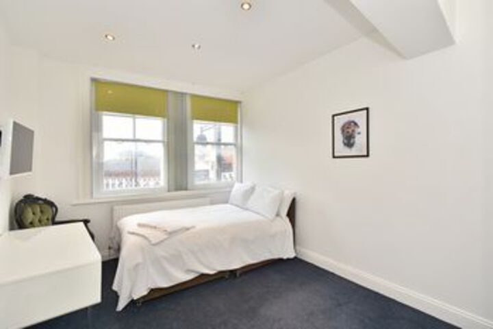 Room 16 of 51