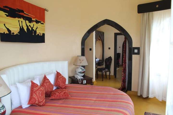 Room 5 of 67