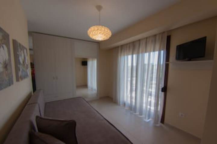 Room 34 of 44