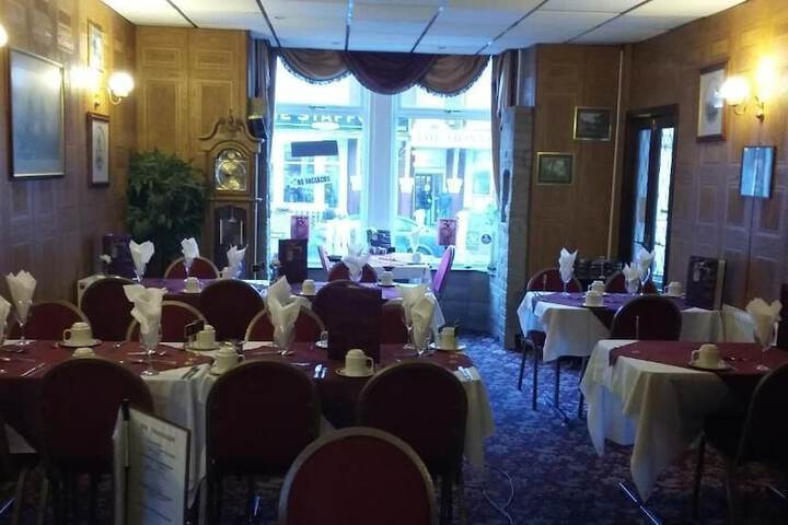 Ballroom/Hall 41 of 42