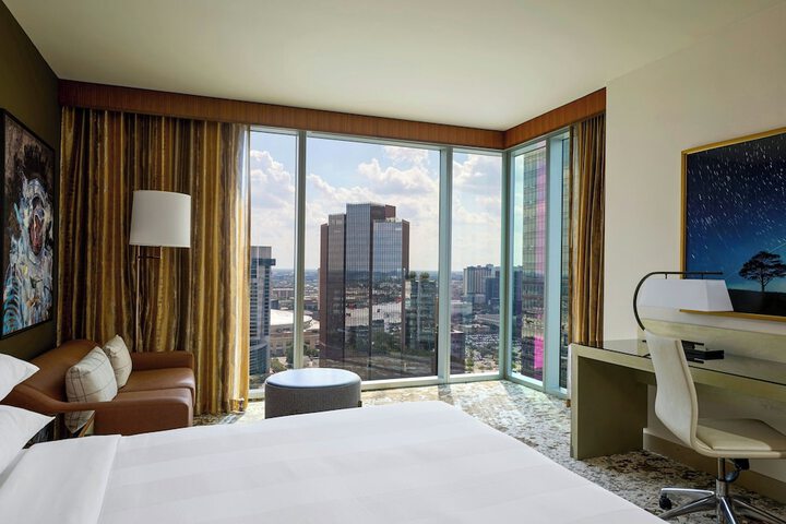 Room 20 of 173