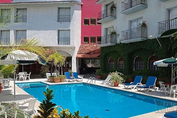 Pool Hotel