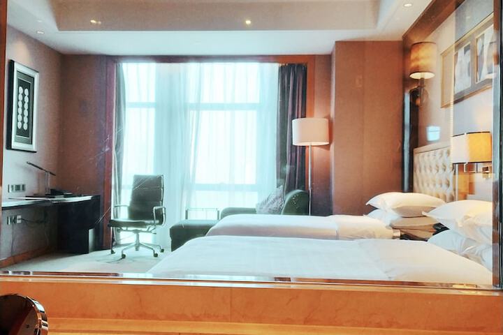 Room 22 of 56