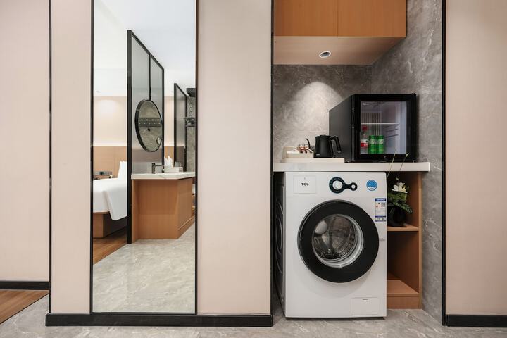 Laundry 19 of 61