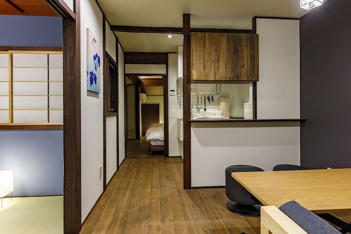 Room 32 of 111