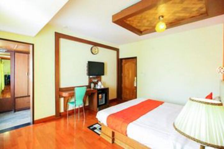 Room 16 of 42