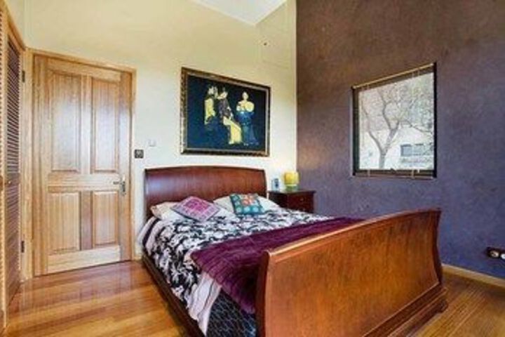 Room 10 of 23