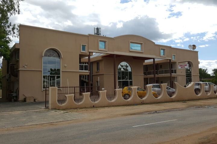 Minestone Hotel