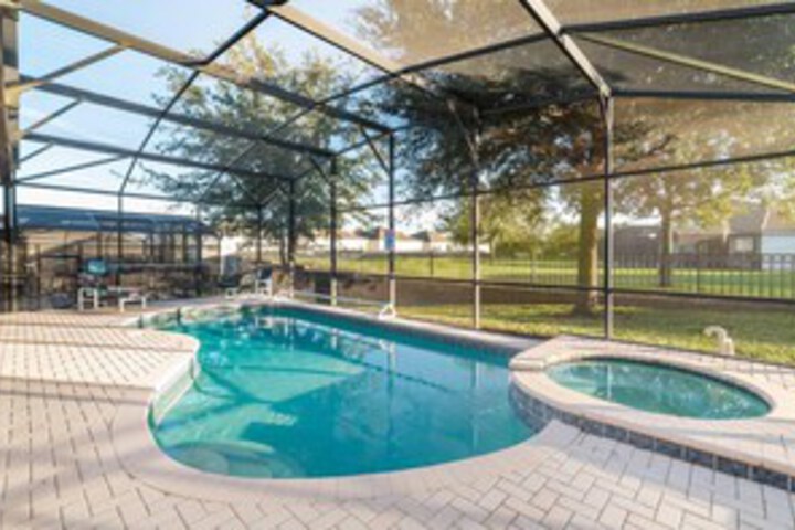 Pool 18 of 36