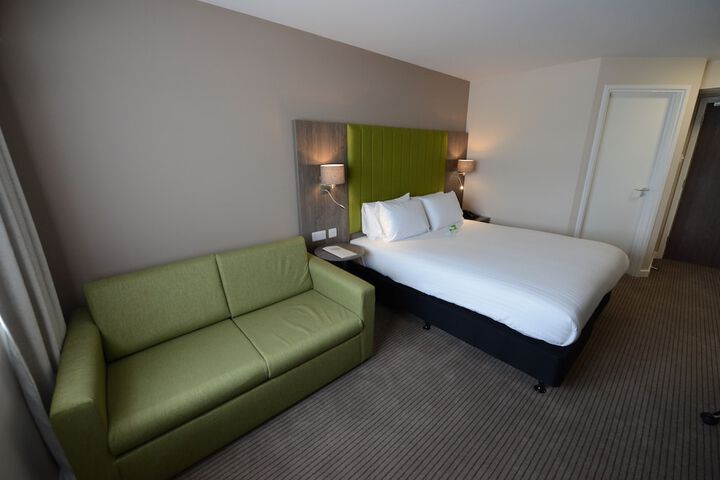 Room 19 of 70