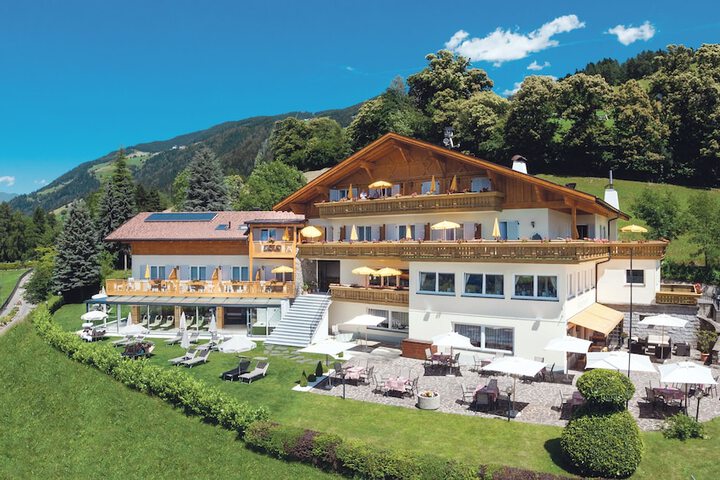 Hotel Mitlechnerhof in Schenna