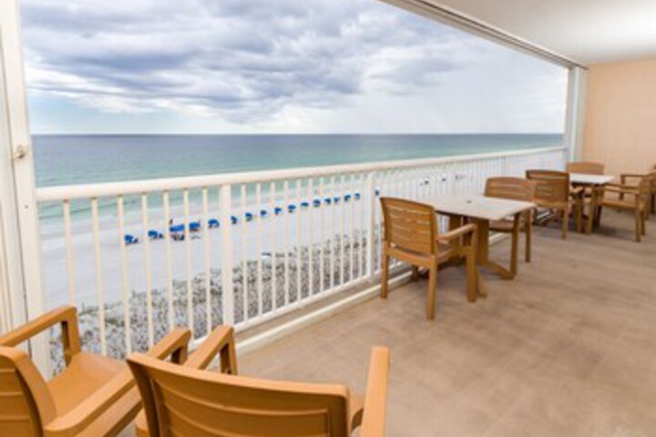 Terrace/Patio 4 of 32