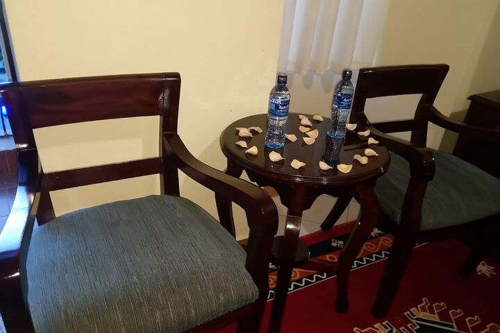 Room 6 of 20