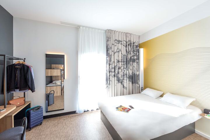 B & B HOTEL SAINTE MAXIME Golfe de St. Tropez (4628) in Sainte-Maxime