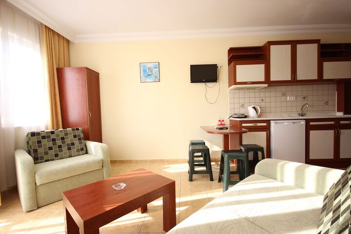 Room 9 of 42