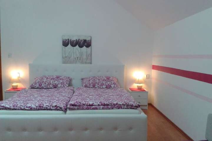 Room 13 of 41