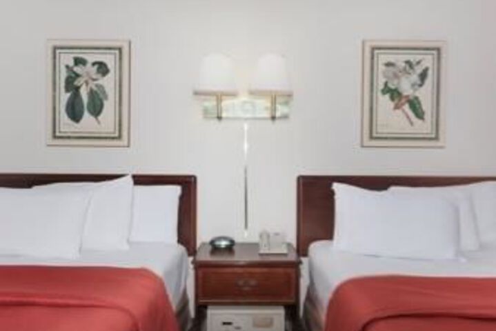 Room 18 of 36