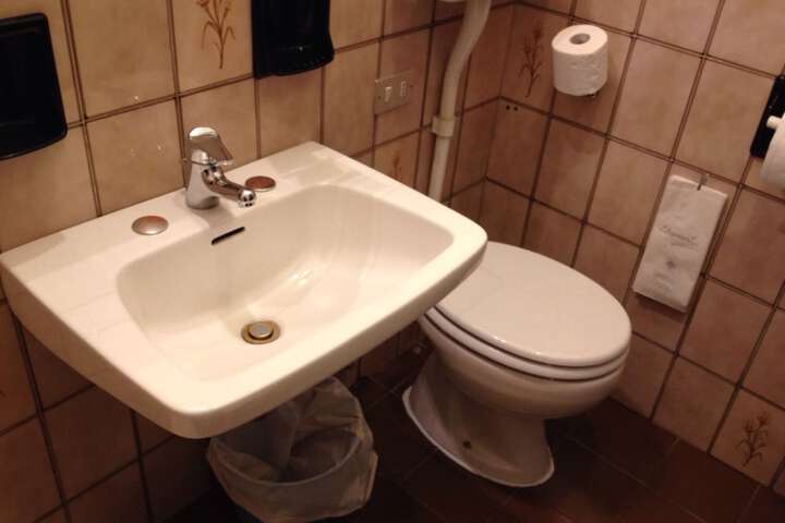 Clean Restrooms