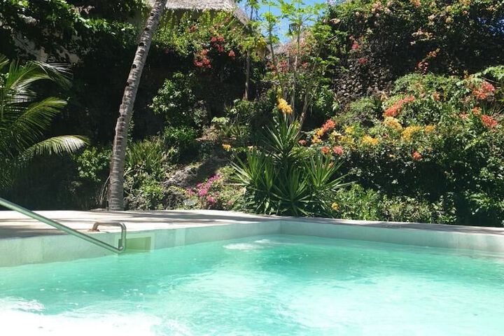 Pool 41 of 66