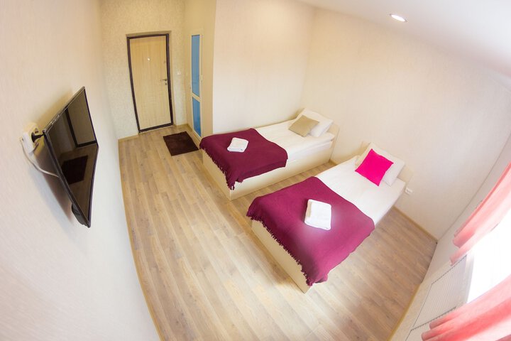 Room 8 of 26